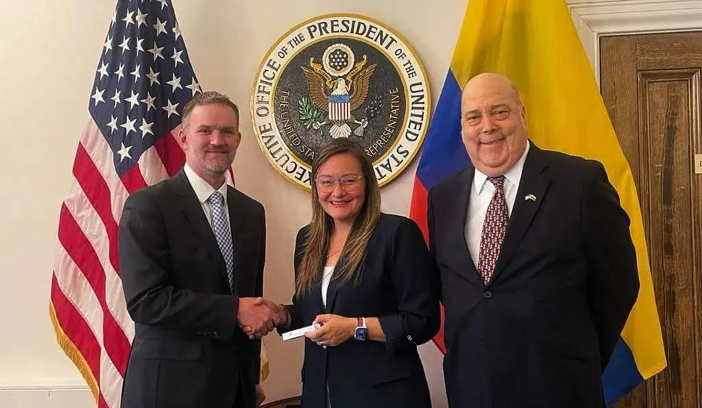 Gobiernos Petro y Trump reinician negociaciones para resolver aranceles recíprocos Reunión sobre aranceles en EE. UU.