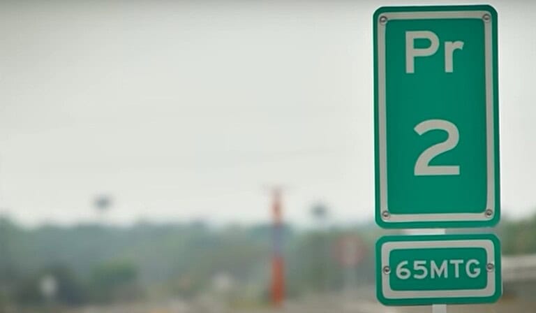 Señal de transito PR: ¿Qué es y por qué es importante para viajar por carretera en Colombia?