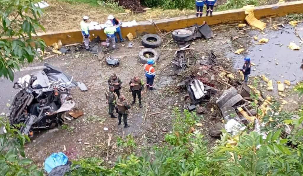 Accidente en vía La Linea