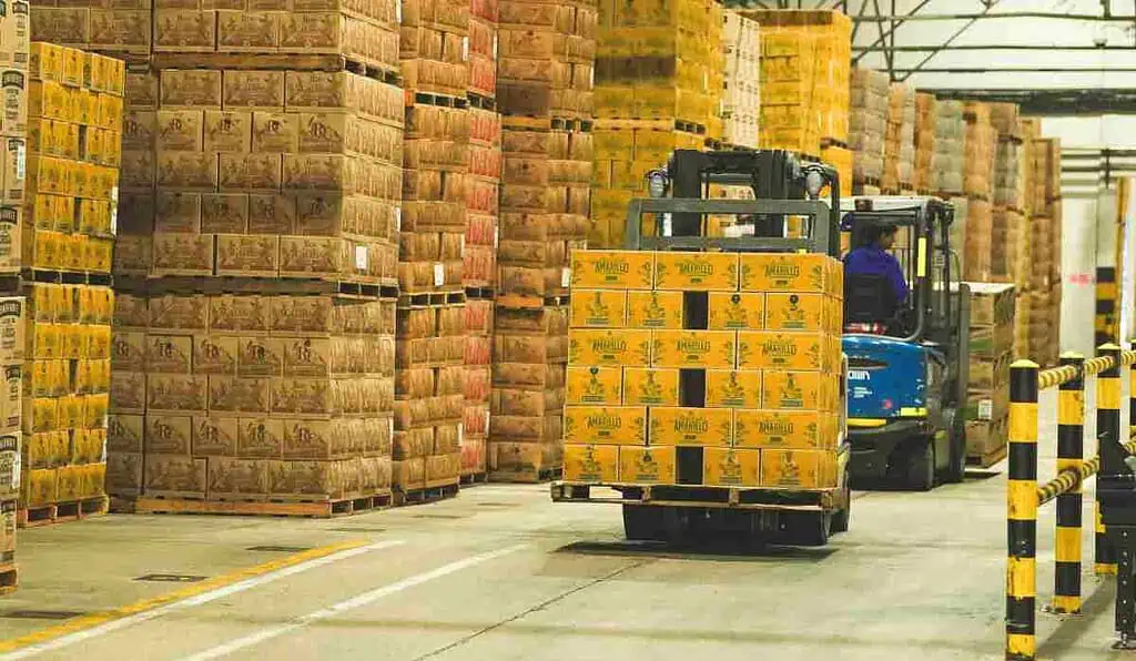 Aguardiente Amarillo vuelve a comercializarse en Bogotá y Cundinamarca licor en Colombia