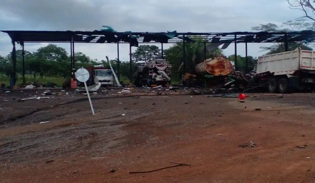 Troncal del Magdalena 2 recibe el atentado más grande a la infraestructura vial en Colombia Troncal del Magdalena 2 recibe el atentado más grande a la infraestructura vial en Colombia