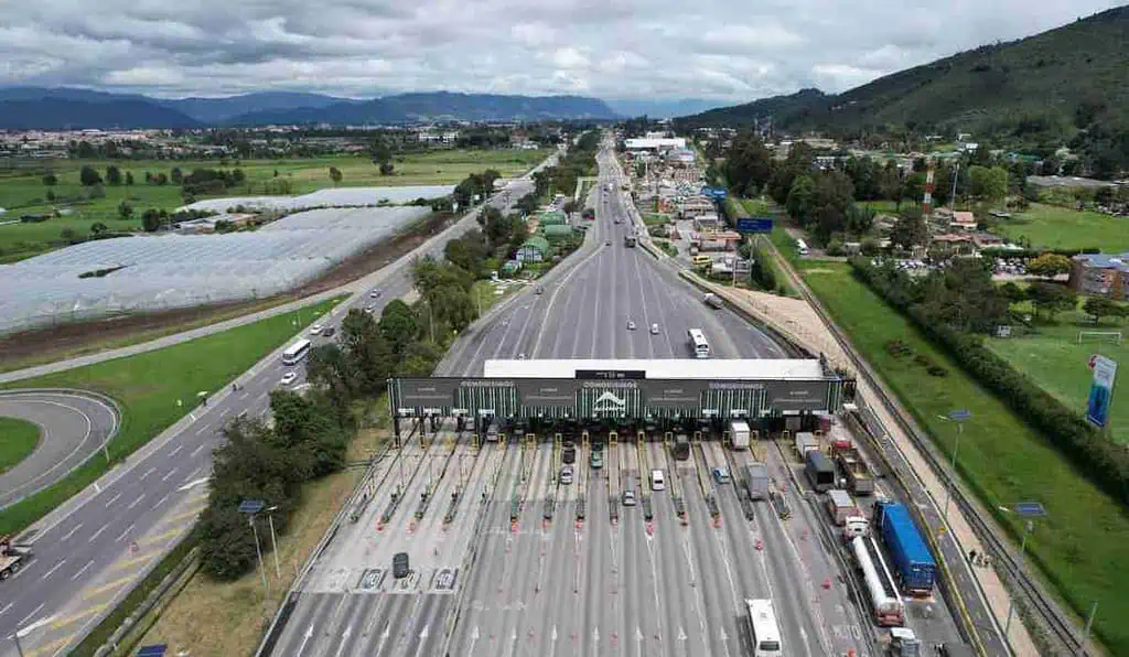 Peajes en el norte de Bogotá tendrán nuevo incremento: Así quedaron las tarifas Aumentan tarifas de los peajes en el Norte de Bogotá