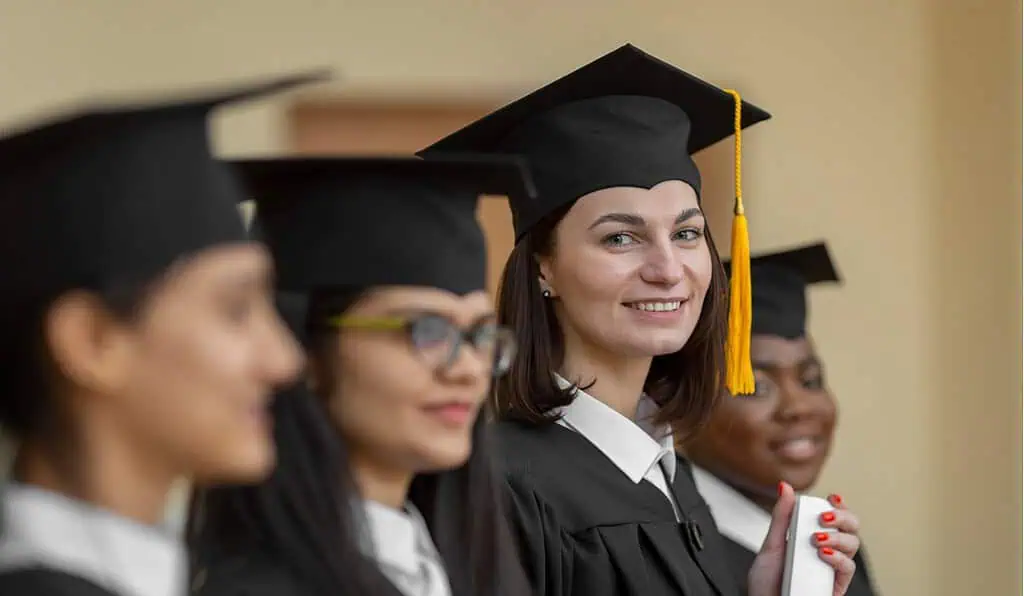La OEA y la universidad europea anuncian becas del 50 % para maestrías Becas maestrías