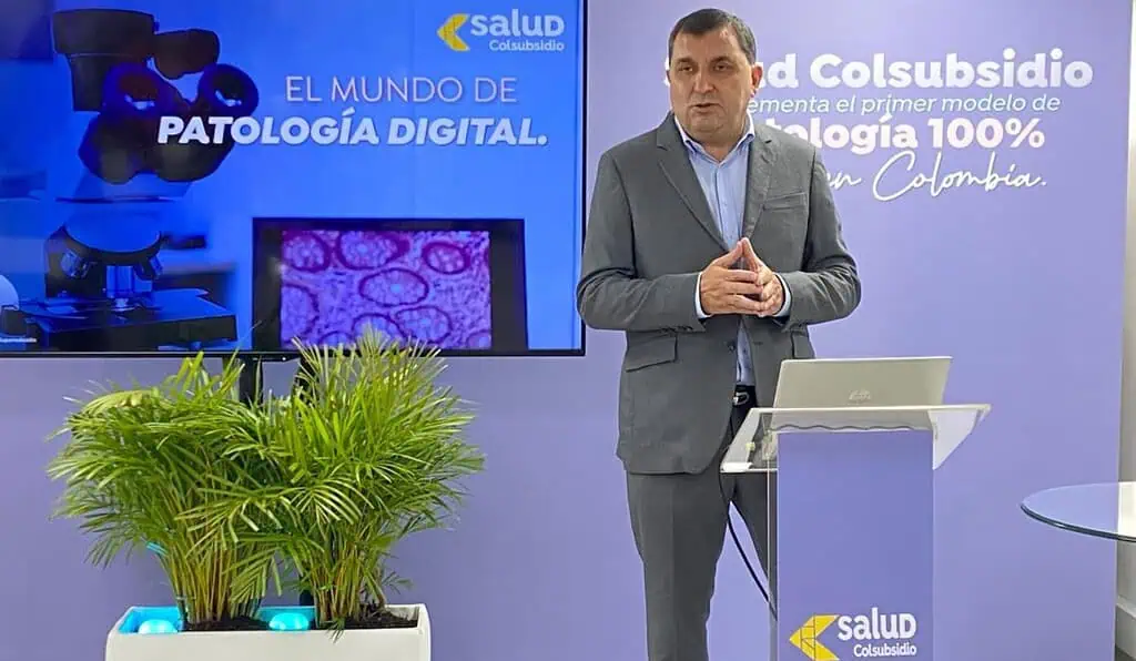 Salud Colsubsidio lanza modelo de patología 100% digital: es el primero en Colombia Carlos Urueña, subdirector de Salud Colsubsidio