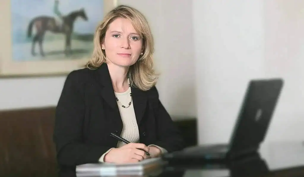 Microcrédito repunta y lidera recuperación junto a vivienda y cartera comercial en Colombia Clara Escobar, directora ejecutiva de la Asociación de Compañías de Financiamiento