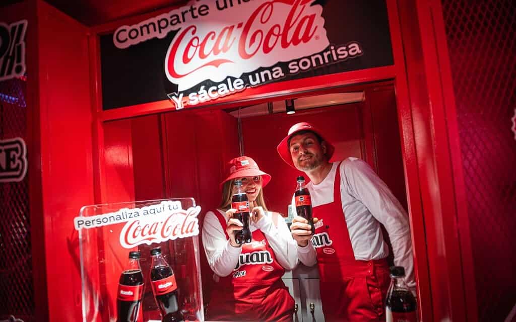 Coca Cola relanza la campaña “Comparte una Coca Cola”