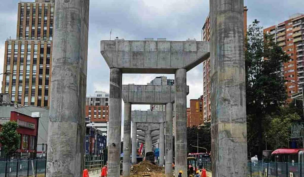 Columnas Metro de Bogotá