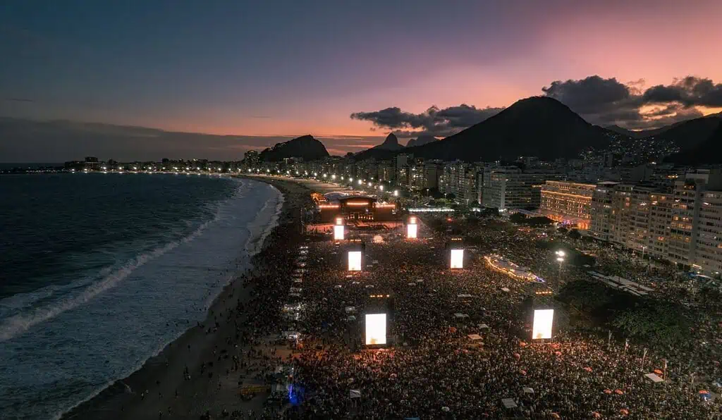 Concierto de Lady Gaga en Copacabana contó con presencia de productora audiovisual colombiana Concierto de Lady Gaga en Copacabana contó con presencia de productora audiovisual colombiana