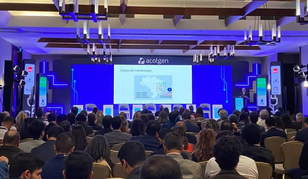 Acolgen alertó riesgos en el suministro de energía en los próximos años; advirtió por proyectos atrasados Congreso Anual de Energía 2025. Crédito: Acolgen.