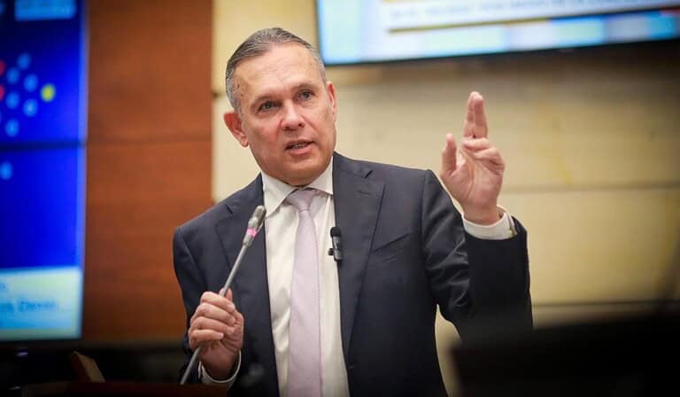 Efraín Cepeda, presidente del Senado