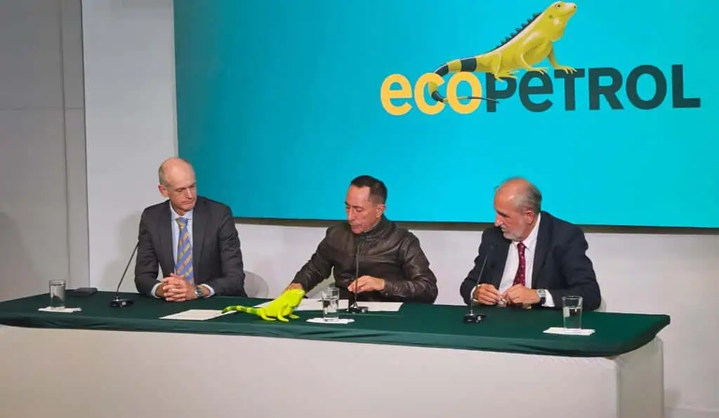 Ecopetrol suscribe acuerdo para adquirir portafolio de hasta 1.300 megavatios de energía renovable Firma de acuerdo de Ecopetrol con Statkraft European. Crédito: Pablo Vega / Valora Analitik.