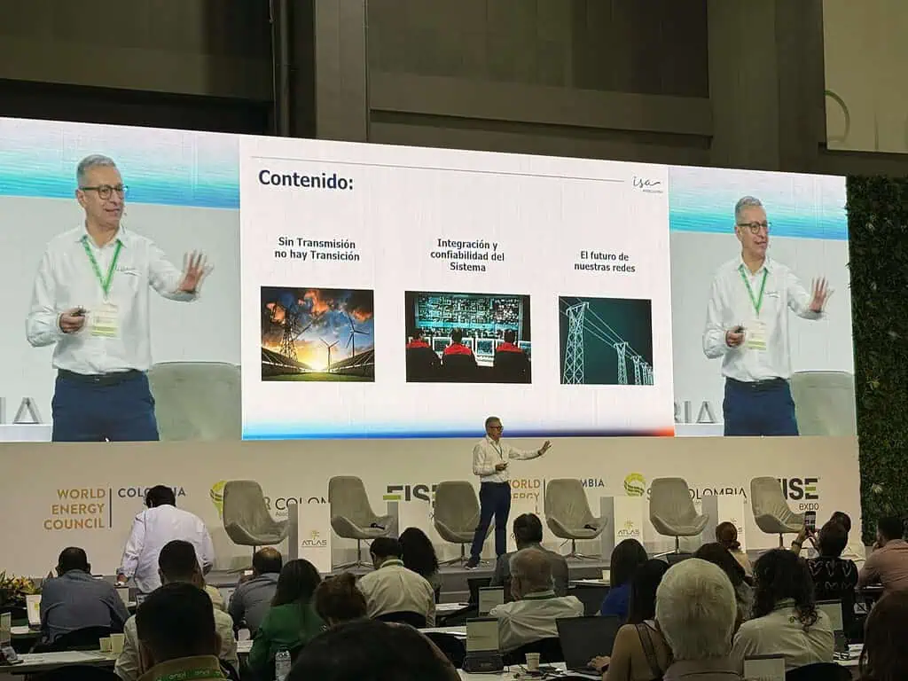 ISA estudia posible interconexión eléctrica entre Colombia y Venezuela; avanzan planes con Panamá Carlos Mario Caro - Gerente General - ISA Intercolombia