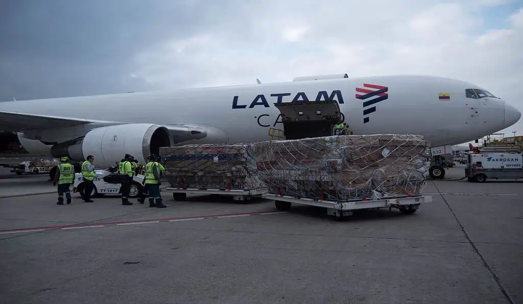 Latam Cargo mueve cerca del 40 % de flores de exportación a EE. UU: ¿Cómo lo logra? Latam Cargo
