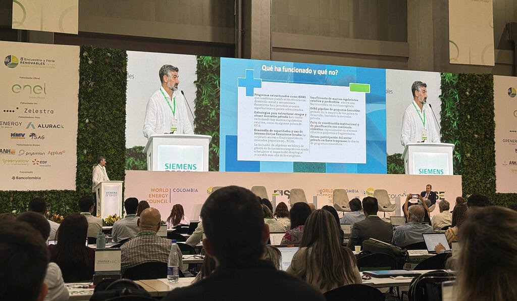 Manuel Luengo - Líder del Programa de Infraestructura para Colombia,
México y Venezuela - Banco Mundial