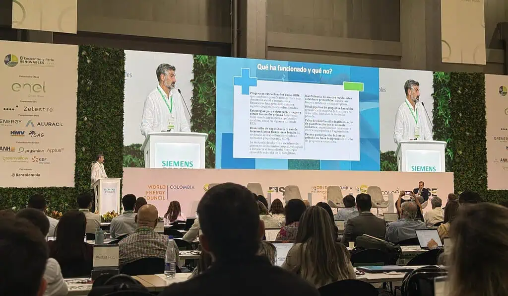 Banco Mundial: “Colombia apuesta por las energías renovables, pero su implementación ha sido lenta” Manuel Luengo - Líder del Programa de Infraestructura para Colombia,
México y Venezuela - Banco Mundial