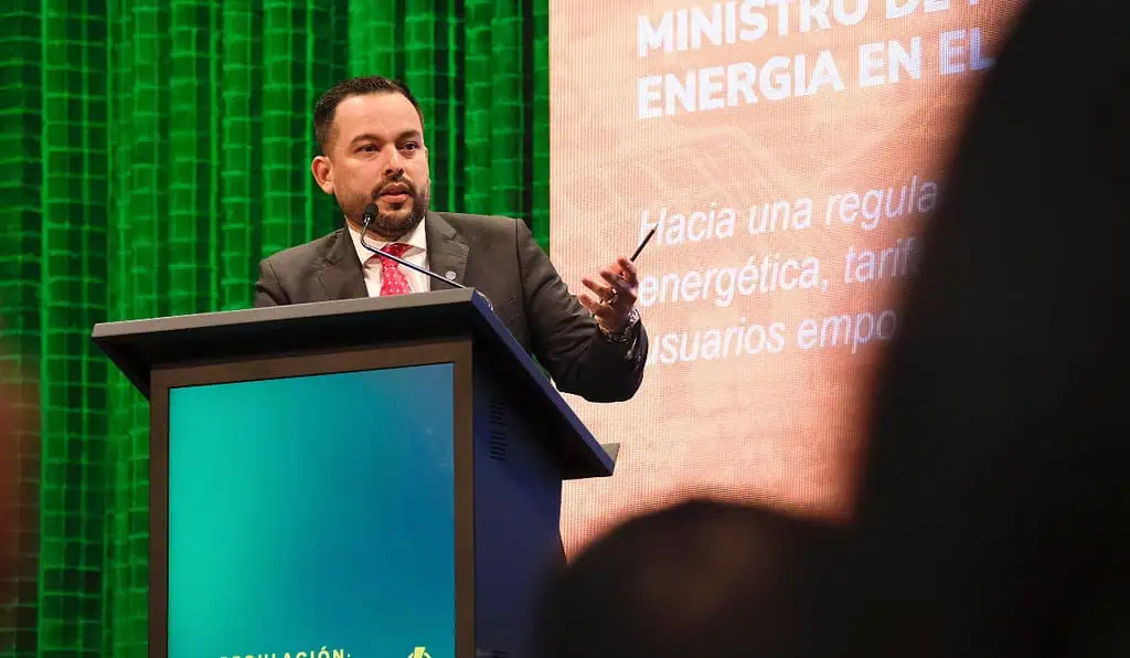 Gobierno invertirá $1 billón más para impulsar las comunidades energéticas en Colombia Edwin Palma, ministro de Minas y Energía de Colombia. Imagen: Ministerio de Minas y Energía