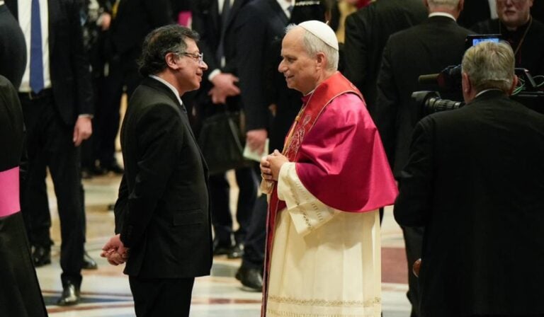 Presidente Petro y el Papa León XIV