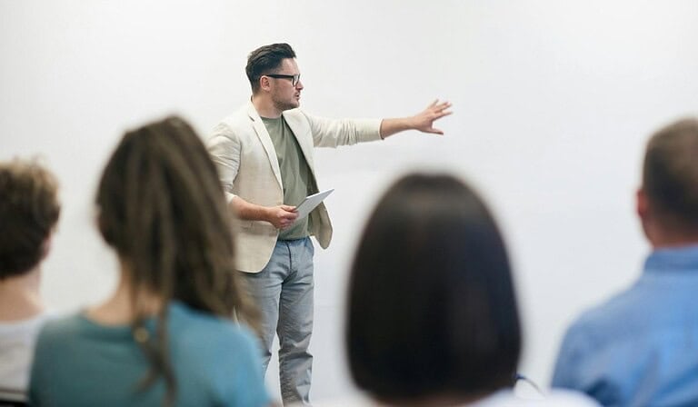 Salario de profesores públicos en Colombia
