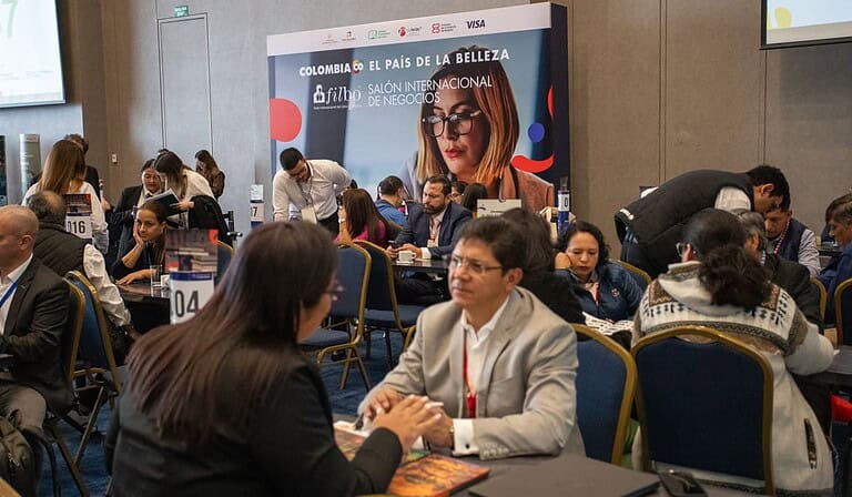 Salón Negocios FILBo