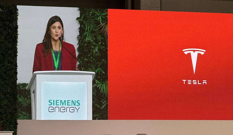 Sandra Barba, directora de regulación y nuevos negocios de Tesla para Latinoamérica