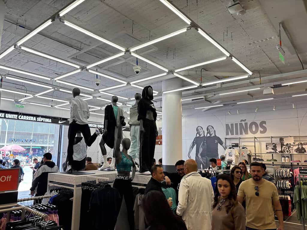 Apertura de la cuarta tienda de Nike con concepto Unite, en Colombia. Foto: Valora Analitik.