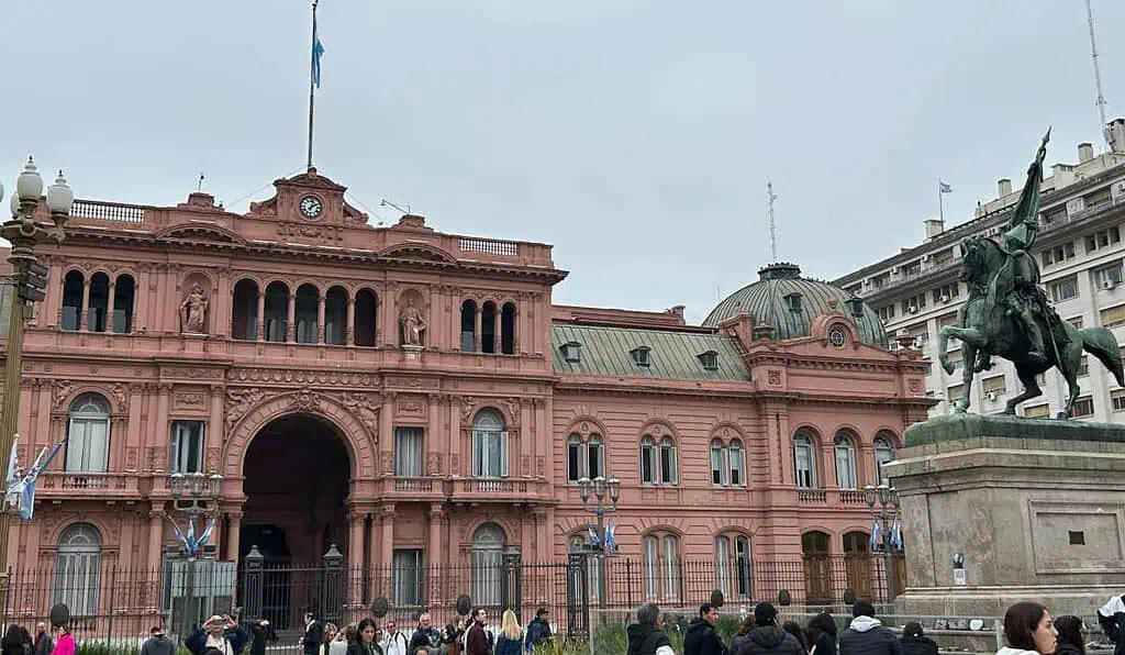 Inflación anual en Argentina llega a 39,4 % y completa 14 meses a la baja Inflación en Argentina y milei