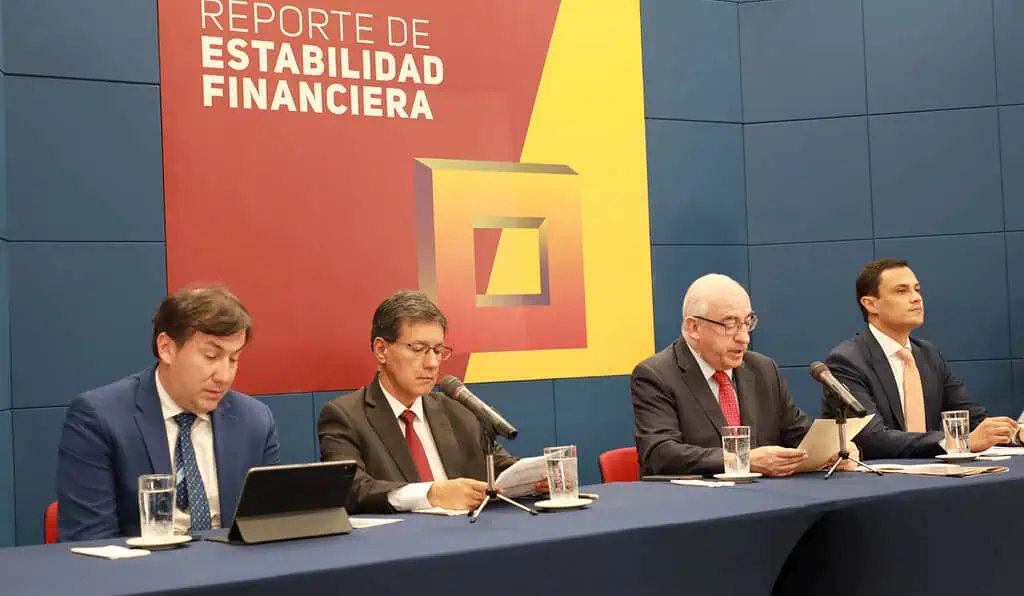 Sistema financiero colombiano fue resiliente a incertidumbre local y externa, dice el BanRep Sistema financiero colombiano fue resiliente a incertidumbre local y externa, dice el BanRep