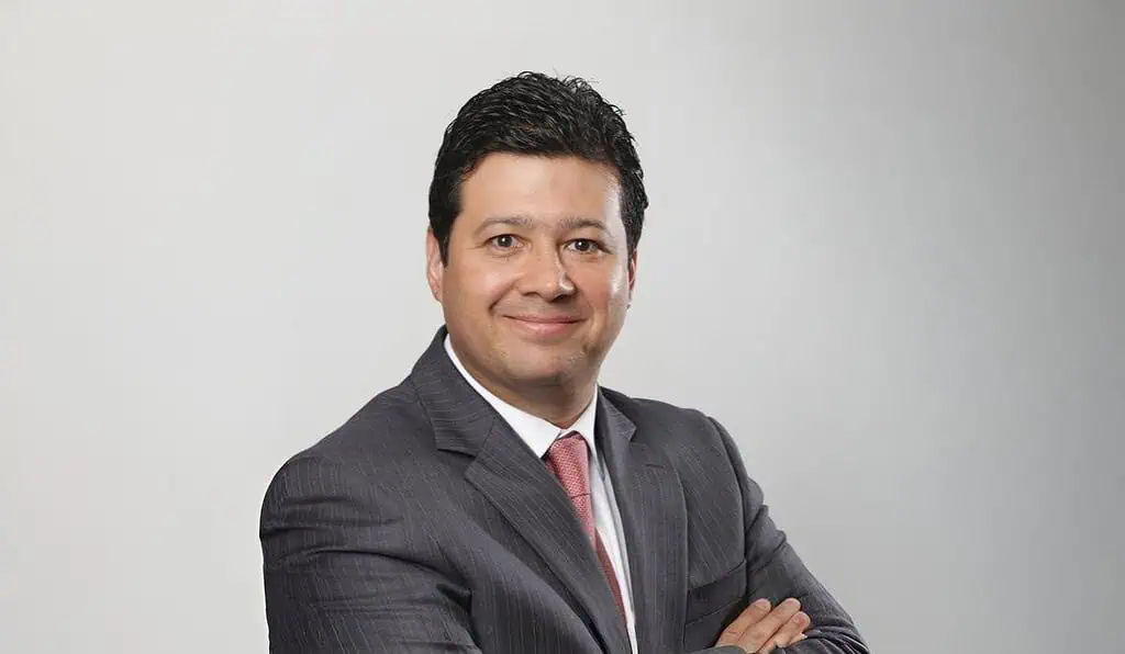 Fitch Ratings y S&P Global ven recuperación en bancos colombianos, pero advierten por retos externos y fiscales Andrés Márquez, director senior para bancos para Fitch Latinoamérica. Foto: Fitch.