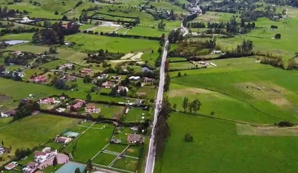 Esta vía se pudo ejecutar gracias al convenio entre Invías y la Gobernación de Cundinamarca