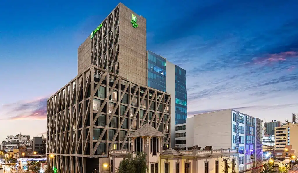 GHL se queda con las operaciones de dos reconocidos hoteles en Perú y Panamá: Suma 1.000 habitaciones en el último año Holiday Inn Lima Miraflores, en Perú