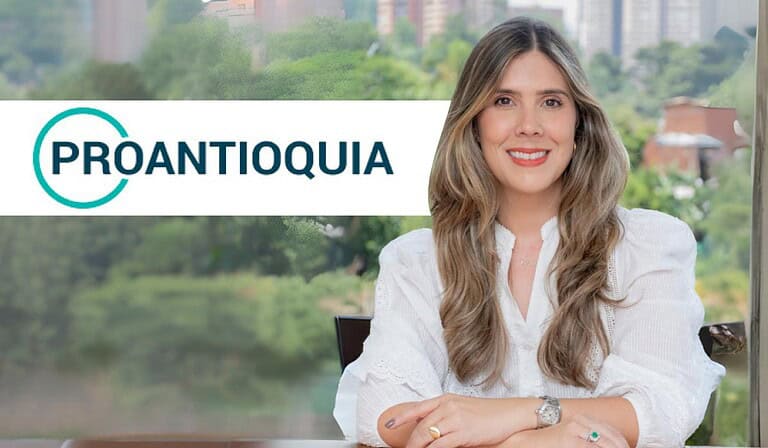 Juliana Velásquez