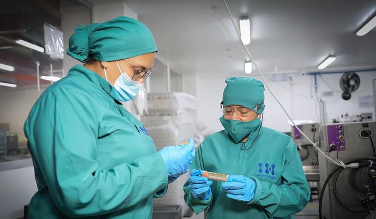 Industria, Laboratorios.