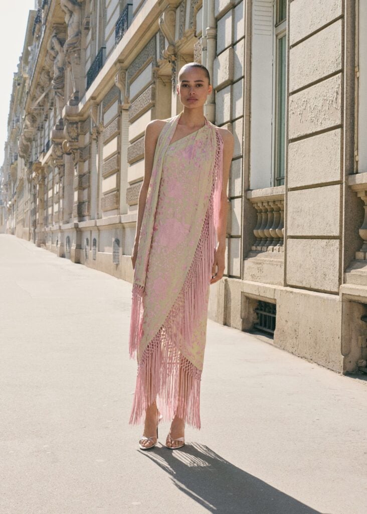 Vestido Mango de la colección Capsule. Foto: tomada de la página de Mango. 
