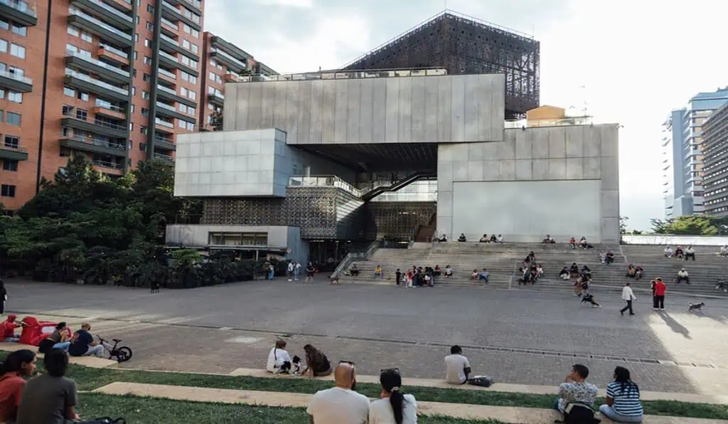 MAMM: la evolución de un referente cultural que hoy también es epicentro de grandes eventos en Medellín Museo de Arte Moderno Medlelín