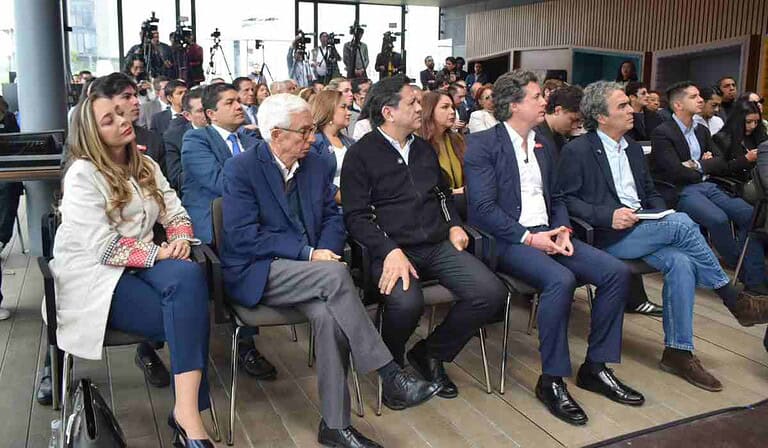 Nueva alianza entre Fajardo, Galán y Robledo de cara a las elecciones del 2026