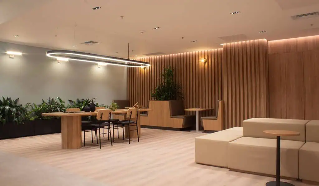 Centro comercial Oviedo inaugura torre médica; inversión de $100.000 millones y 200 profesionales Torre Médica Oviedo Medellín