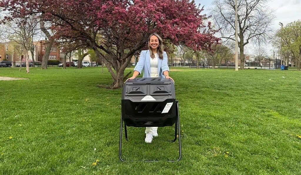 Compostaje giratorio convierte el 50 % de los residuos en abono Vanessa Roldan, CEO de Hábitat Compostaje