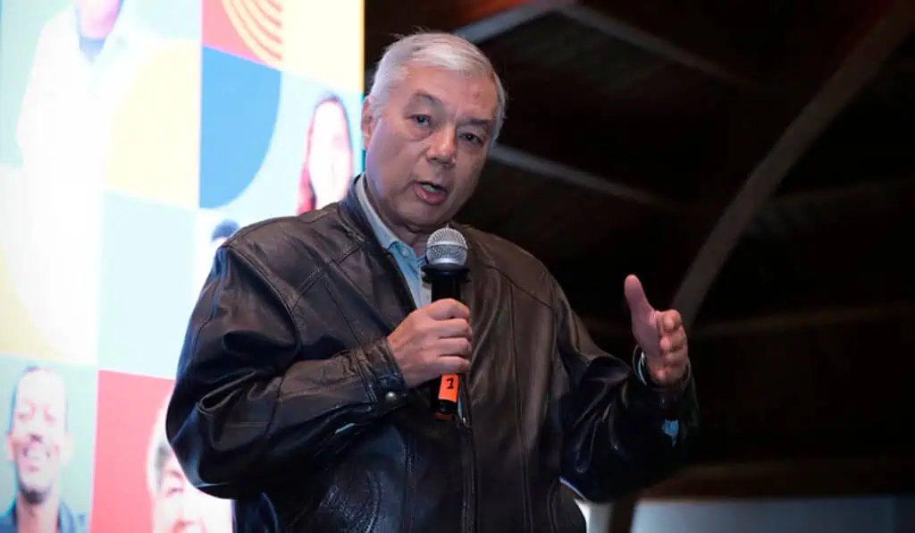 Más del 90 % de los colombianos tienen al menos una cuenta, pero solo 35 % cuentan con un crédito Más del 90 % de los colombianos tienen al menos una cuenta, pero solo 35 % cuentan con un crédito