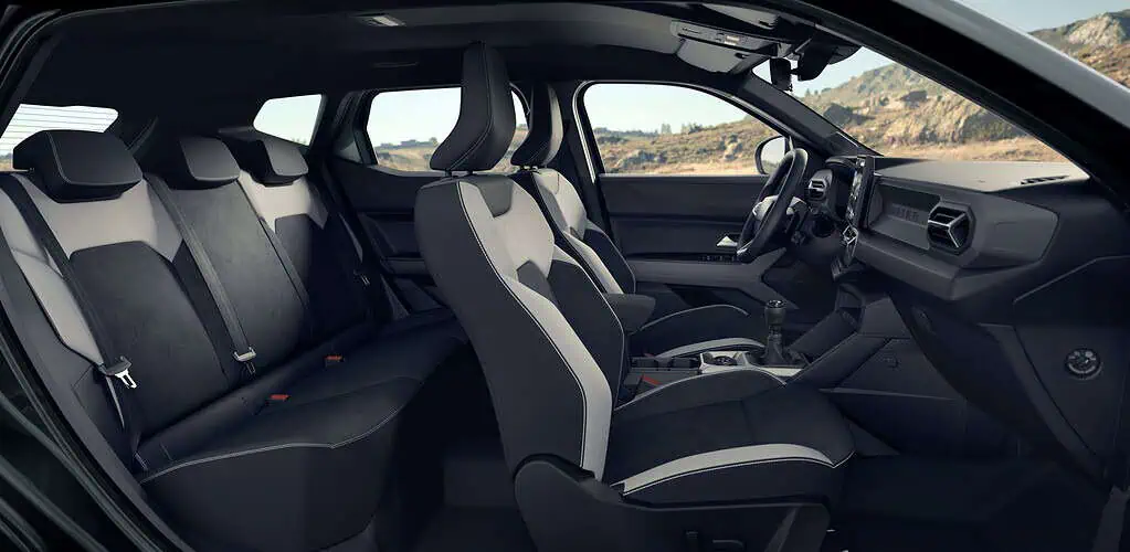 Renault lanzó la Duster híbrida en Colombia y tiene precio accesible Interior de la Duster híbrida. Foto: cortesía Renault.
