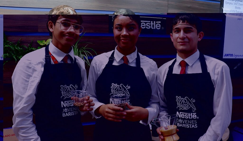 100 jóvenes se gradúan en barismo y culinaria en el marco de la alianza entre Nestlé ColombiaNestlé