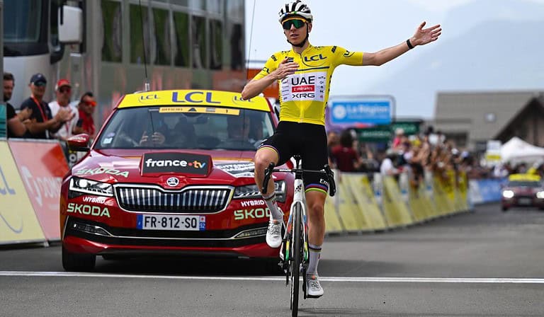 Esto es lo que ganan los ciclistas del Tour de Francia 2025 entre sueldos y premios