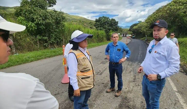 Acuerdo para permitir transporte de carga en Nariño. Foto: Invías.