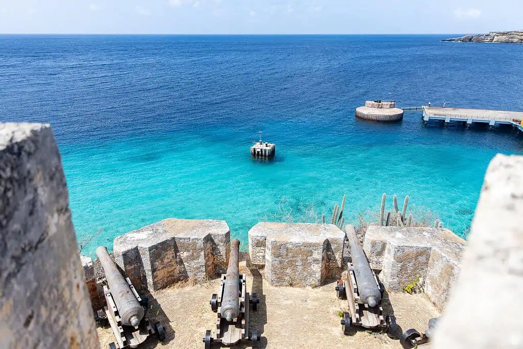 Curaçao recibió más de 25.000 turistas colombianos en el primer semestre de 2025 Playas de Curaçao. Foto: cortesía Oficina de Turismo de Curaçao.