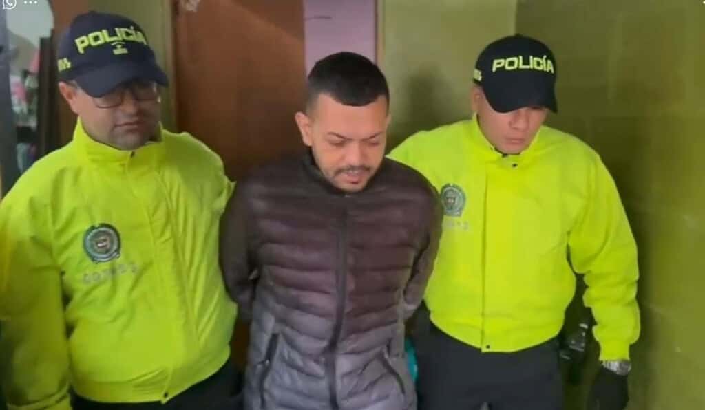 Captura de alias "El Costeño", vinculado al atentado contra Miguel Uribe. Foto: Policía Nacional.