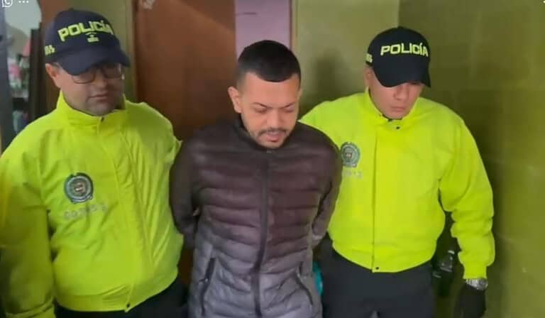 Captura de alias "El Costeño", vinculado al atentado contra Miguel Uribe. Foto: Policía Nacional.