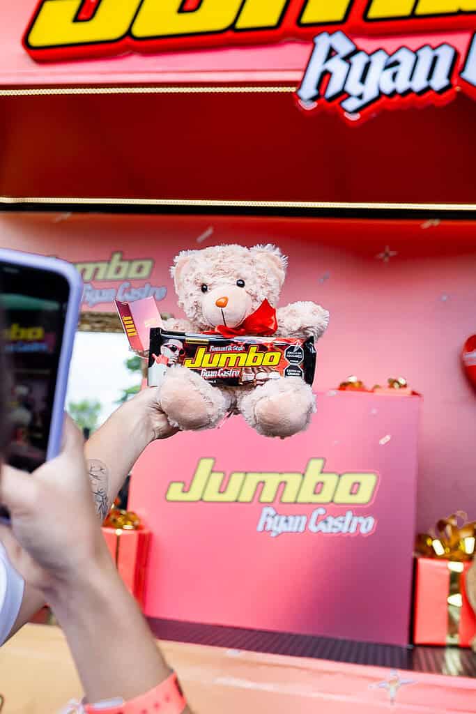 Así es la chocolatina de edición limitada ‘Jumbo ft. Ryan Castro'. Foto: cortesía Grupo Nutresa. 