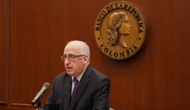 La Junta Directiva del Banrep aumentó en 100 p.b sus tasas de interés