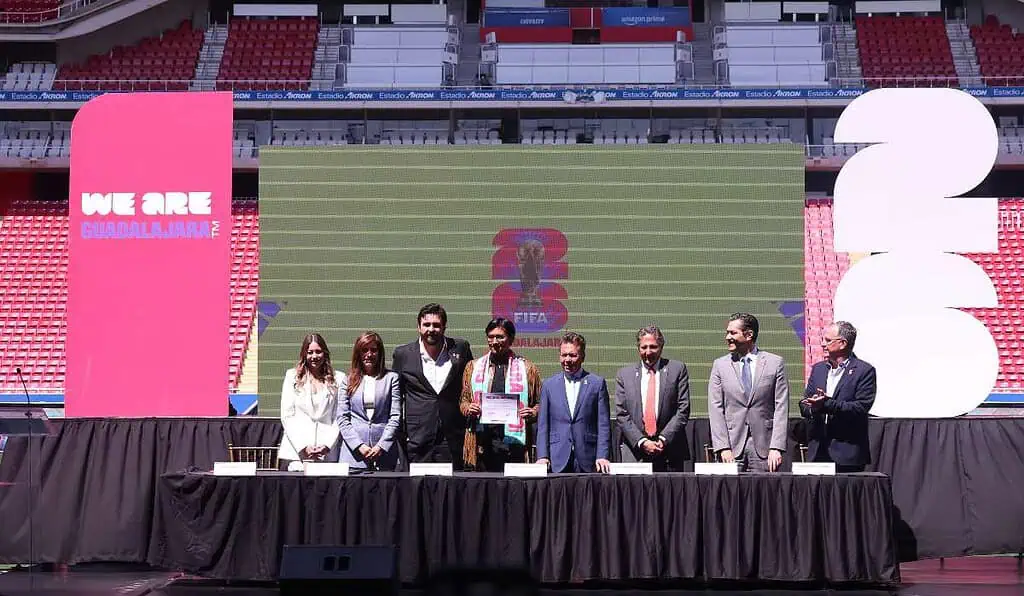 Así es el sistema de repechaje que definirá los últimos clasificados al Mundial 2026 Guadalajara espera la llegada de 1,5 millones de visitantes adicionales, es decir, más de 200.000 pasajeros aéreos en tránsito, y un flujo de dinero superior a los US$800 millones
