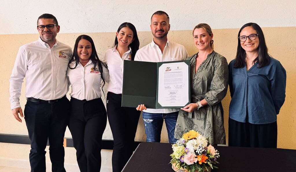 Gobernación de Antioquia y La Vaquita