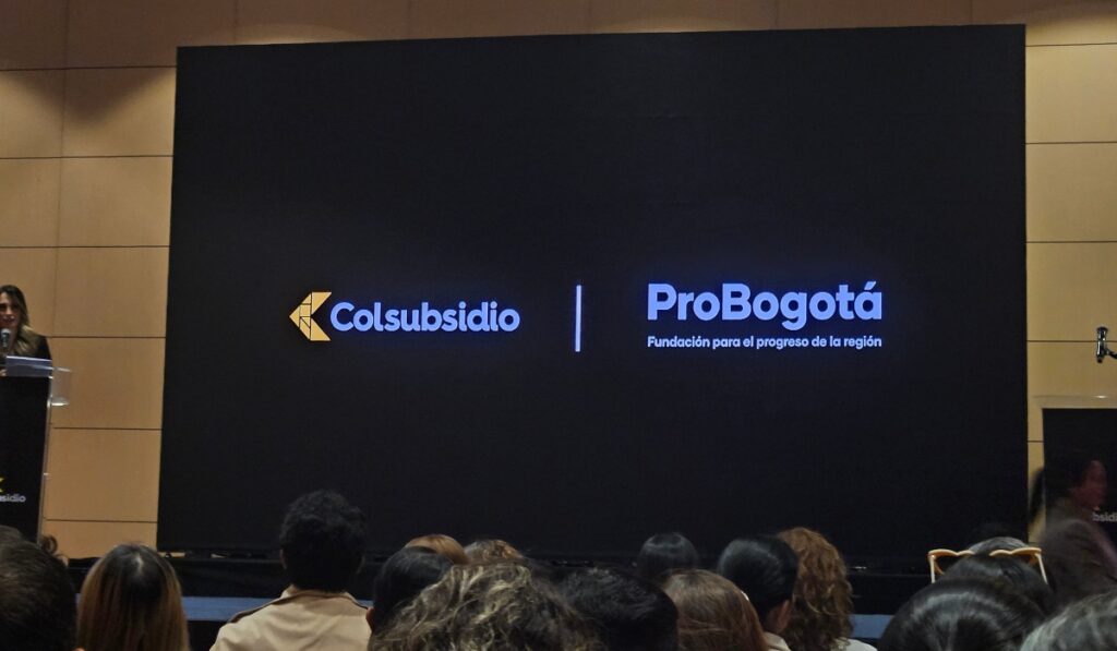 Empresas en Bogotá con órganos de decisión tienen mayor incremento en ingresos: esto dice encuesta